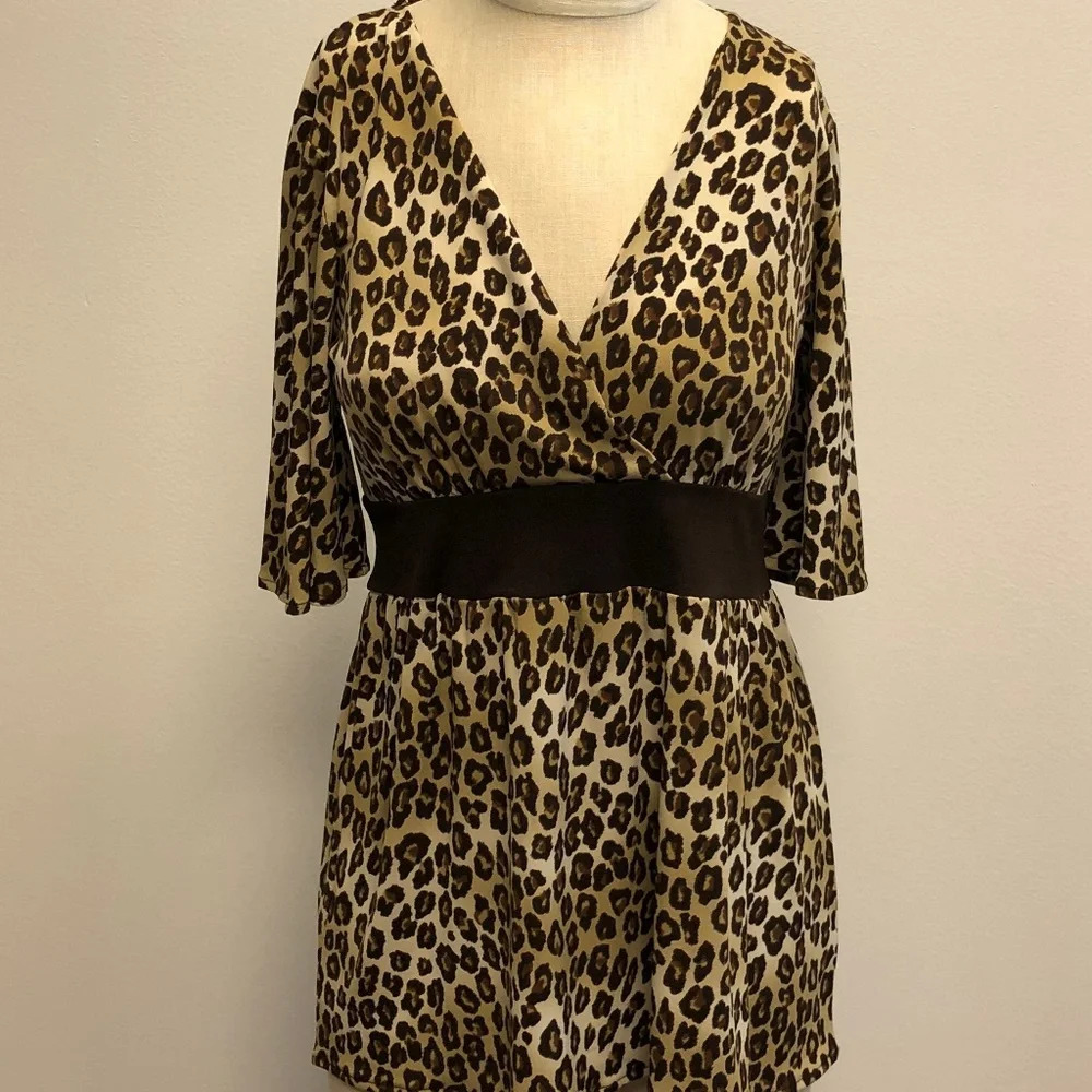 Michael Kors Leopard Patten‎ V Neck Short Sleeve Shirt